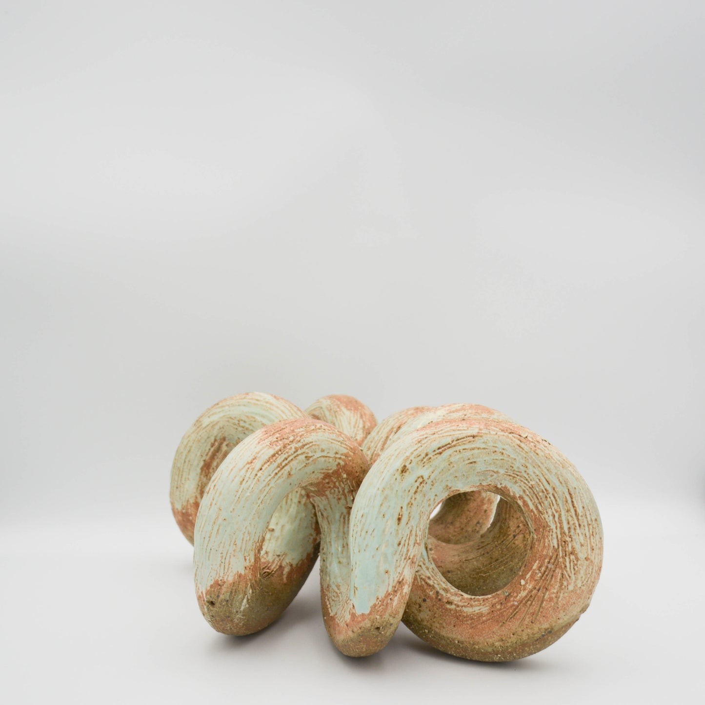 EW003 - Ring-a-Ring o'Roses