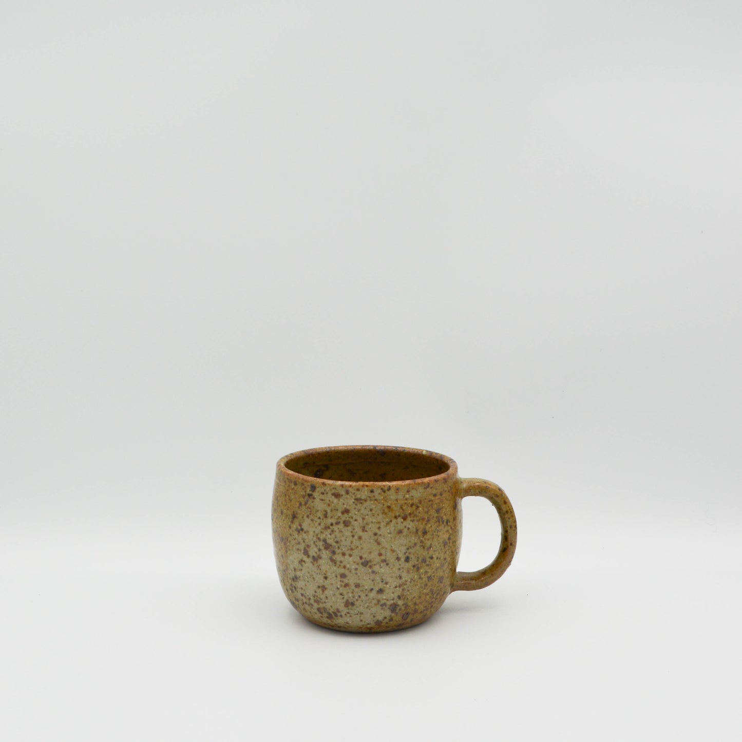 C004 - Speckled Cup