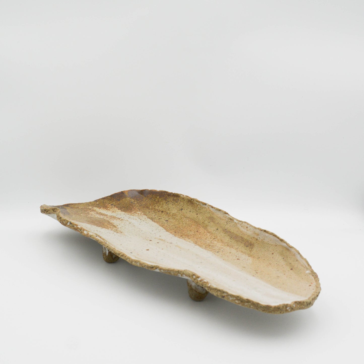 P001 - Stoneware Platter