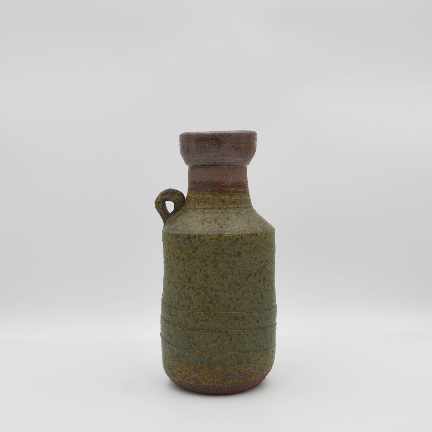 BT002 - Stoneware Bottle