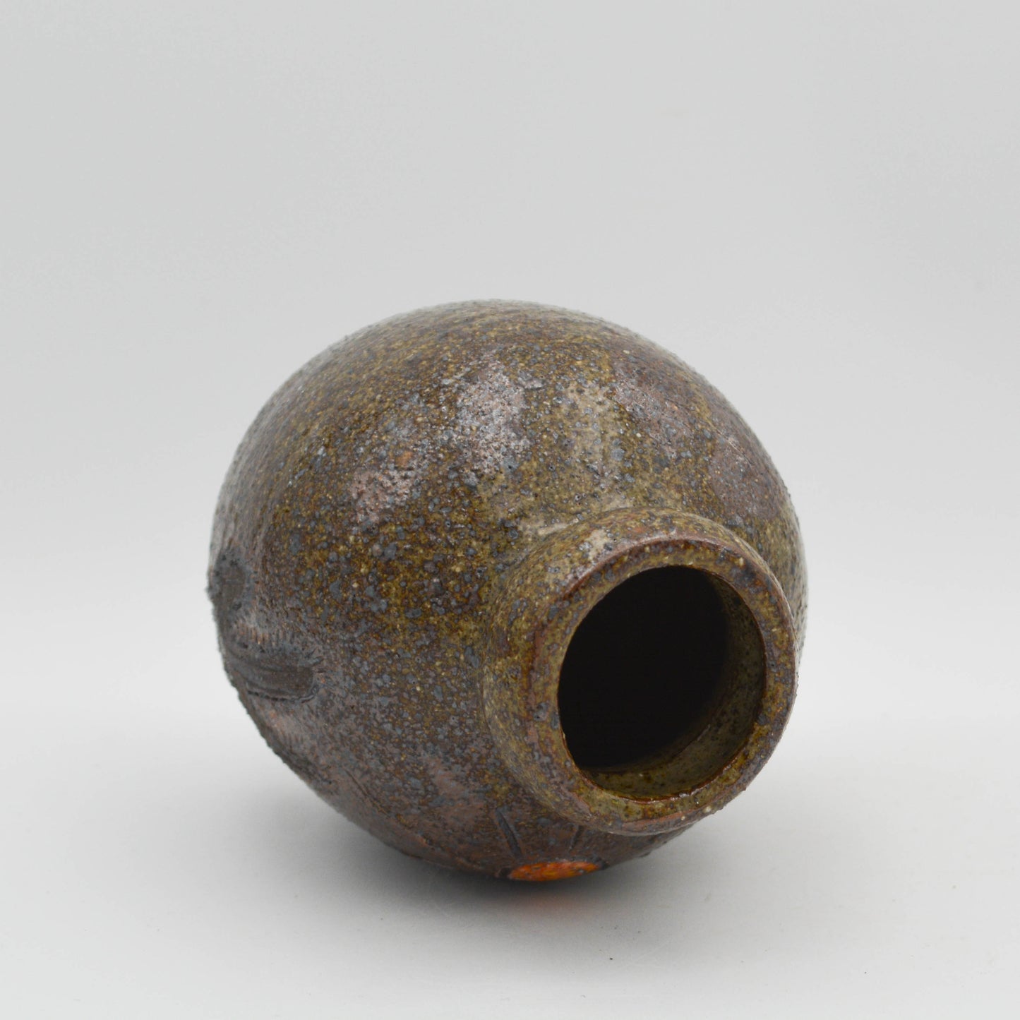 BT006 - Stoneware Bottle