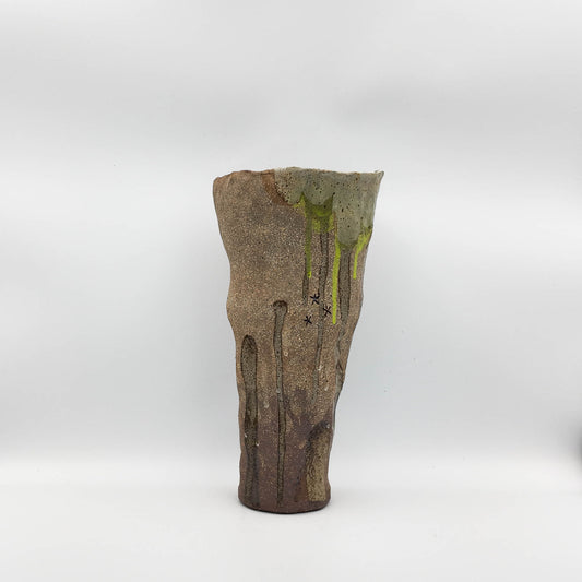 F005 - Medium Vase