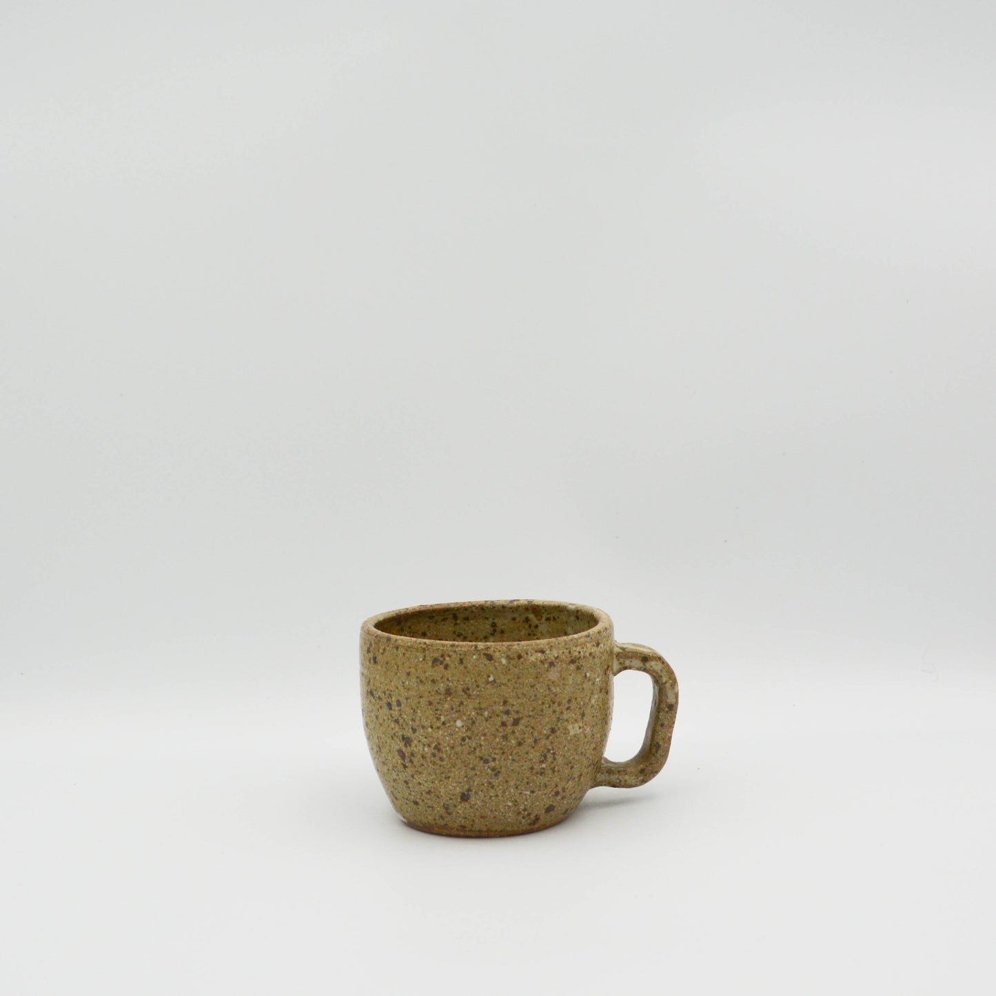 C004 - Speckled Cup