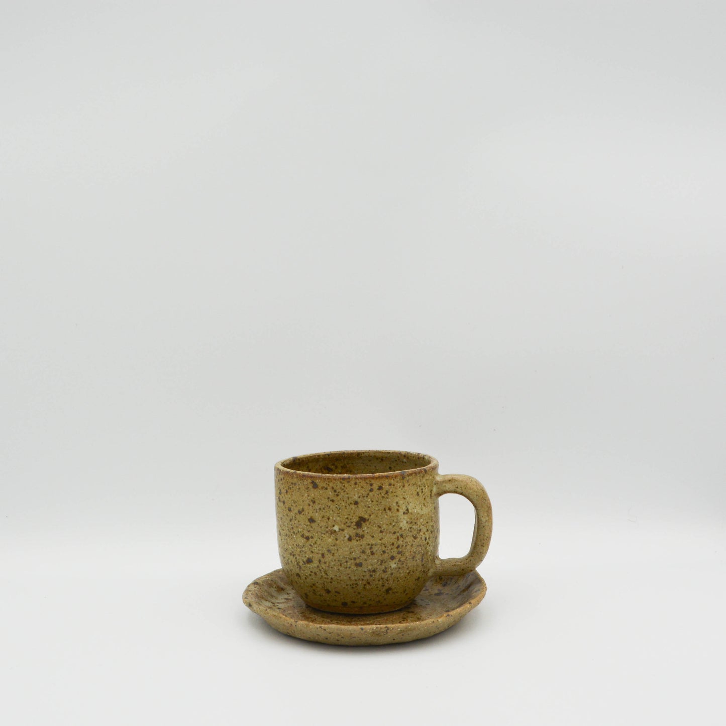 C004 - Speckled Cup