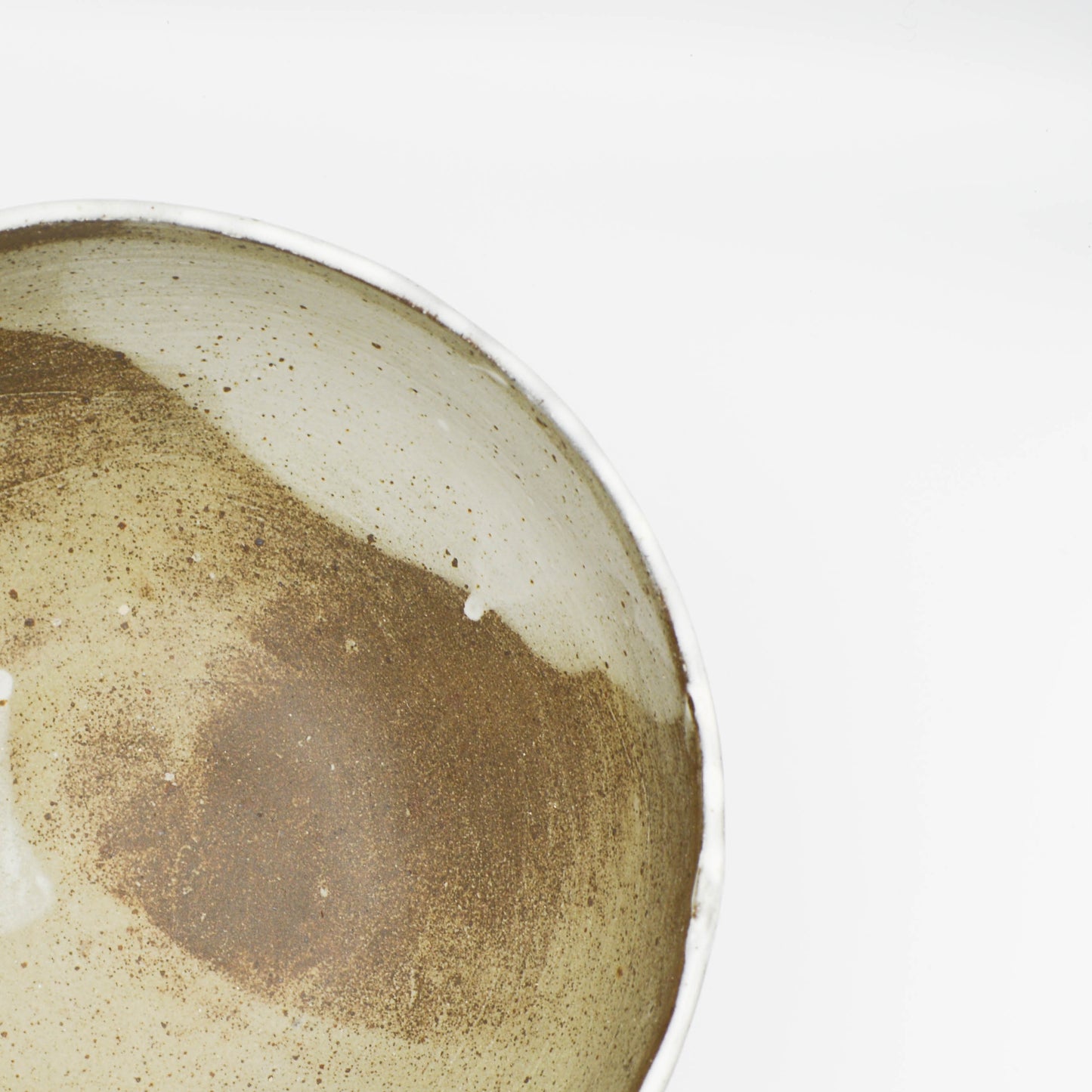 B002 - Stoneware Large Bowl
