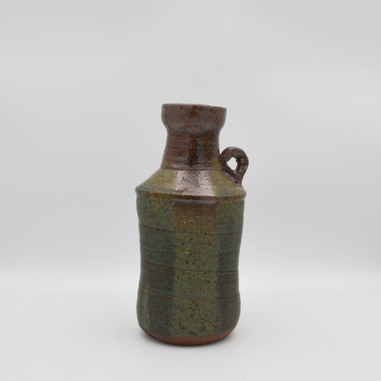 BT003 - Stoneware Bottle